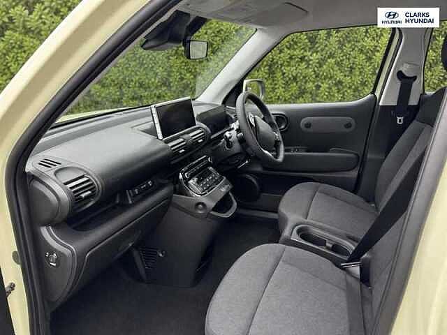 Hyundai INSTER Long Range 49kWh 01 SUV 5dr Electric Auto (115 ps)