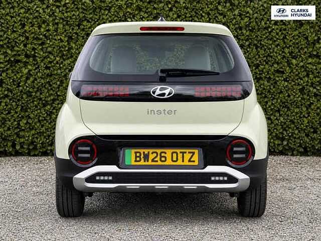 Hyundai INSTER Long Range 49kWh 01 SUV 5dr Electric Auto (115 ps)