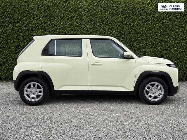 Hyundai INSTER Long Range 49kWh 01 SUV 5dr Electric Auto (115 ps)