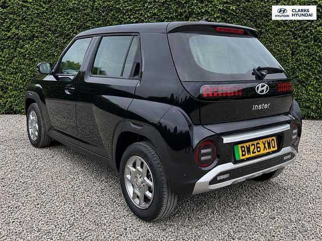 Hyundai INSTER Long Range 49kWh 01 SUV 5dr Electric Auto (115 ps)