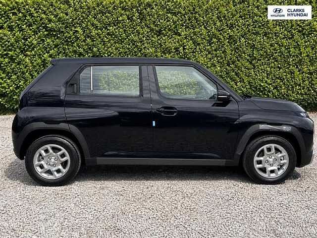 Hyundai INSTER Long Range 49kWh 01 SUV 5dr Electric Auto (115 ps)