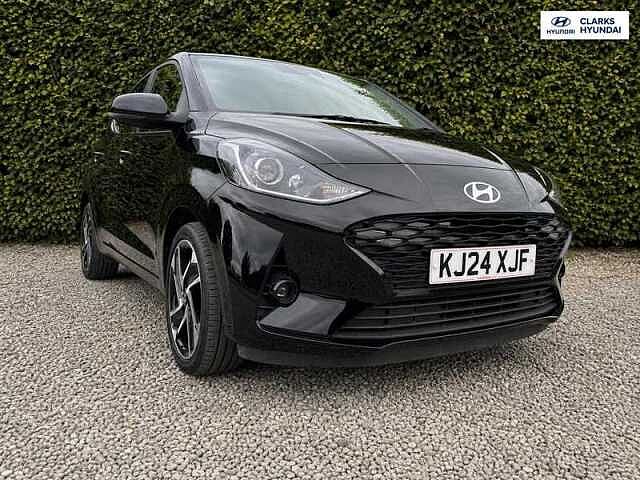 Hyundai i10 1.2 Premium Hatchback 5dr Petrol Auto Euro 6 (s/s) (79 ps)