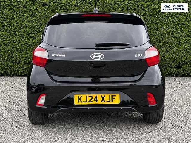 Hyundai i10 1.2 Premium Hatchback 5dr Petrol Auto Euro 6 (s/s) (79 ps)