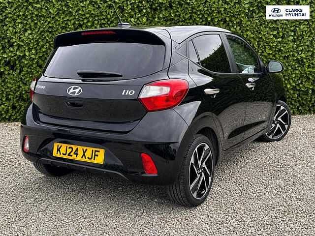 Hyundai i10 1.2 Premium Hatchback 5dr Petrol Auto Euro 6 (s/s) (79 ps)