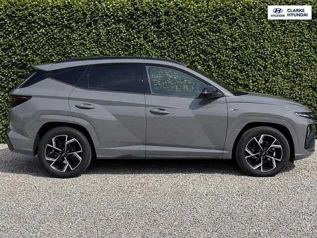 Hyundai TUCSON 1.6T N Line S SUV 5dr Petrol Hybrid Auto Euro 6 (s/s) (239 ps) Grey