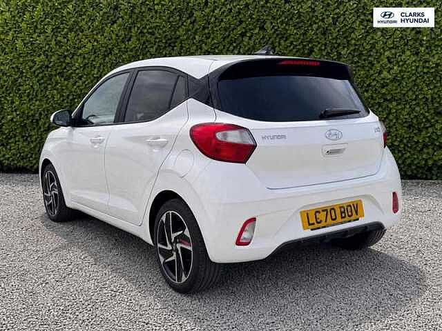 Hyundai I10 1.2 Premium Hatchback 5dr Petrol Manual Euro 6 (s/s) (84 ps) White